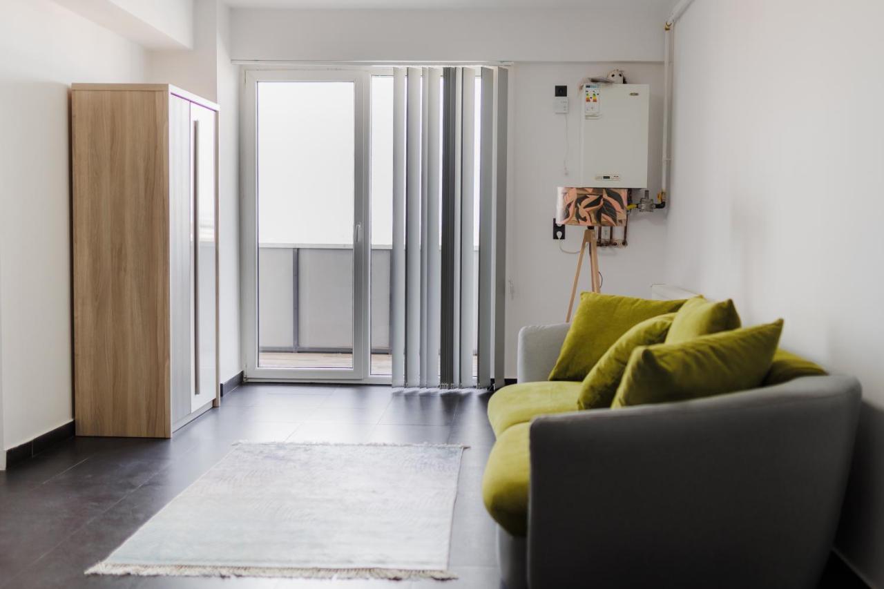 Plaza Apartment Satu Mare Ngoại thất bức ảnh