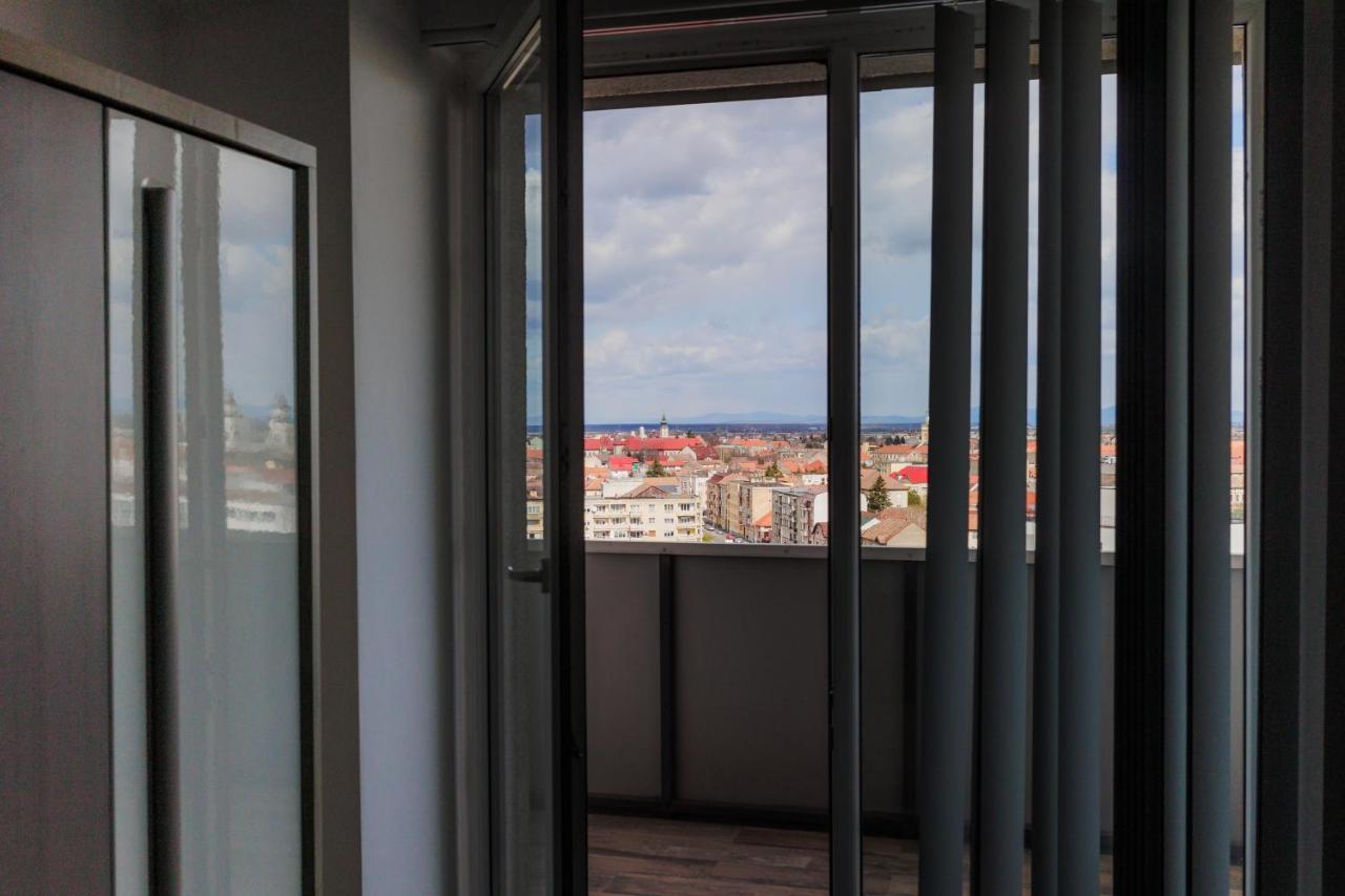 Plaza Apartment Satu Mare Ngoại thất bức ảnh